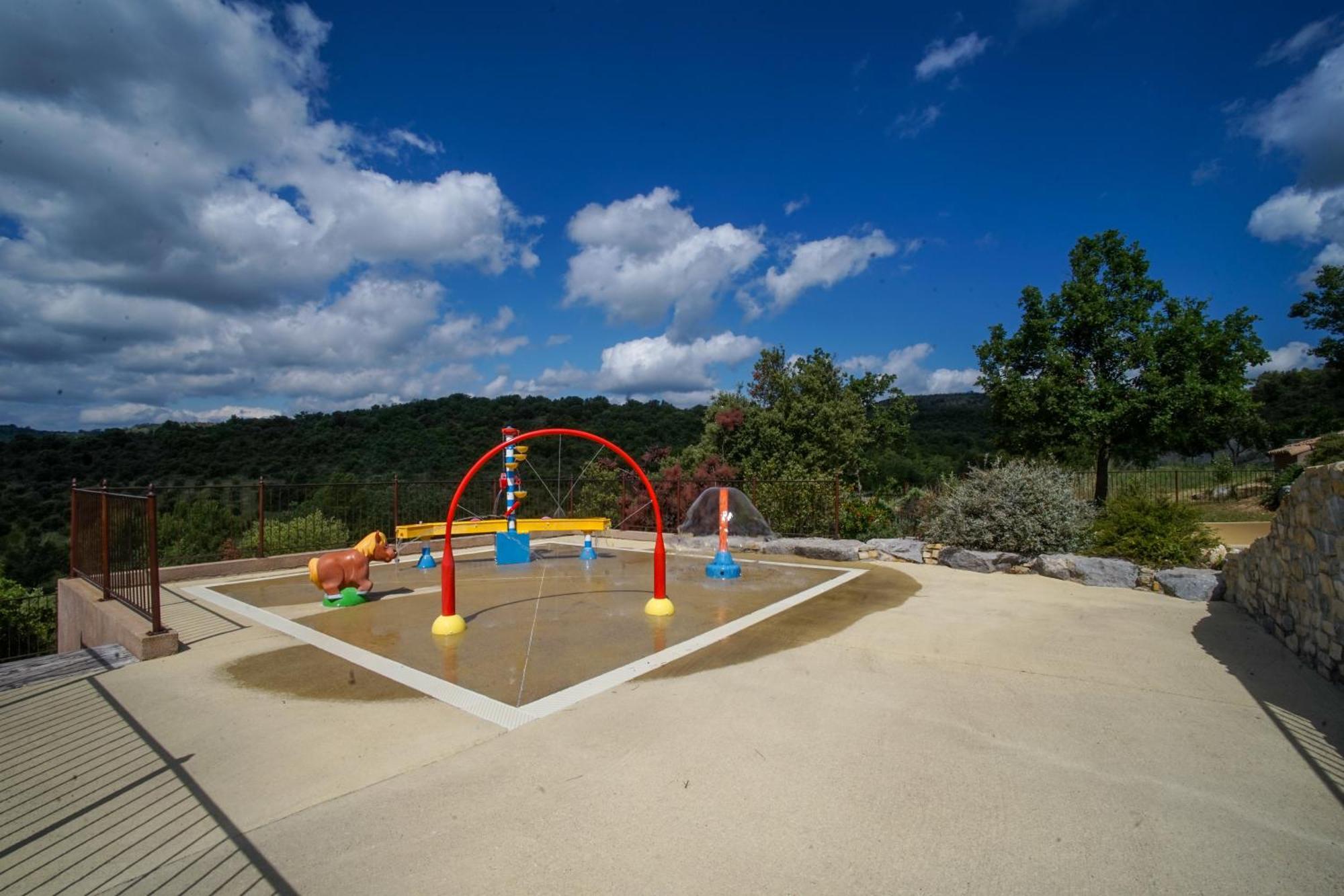 Domaine De Chadeyron Hotel Lagorce  Luaran gambar
